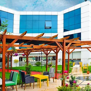 Expo Park מלון
