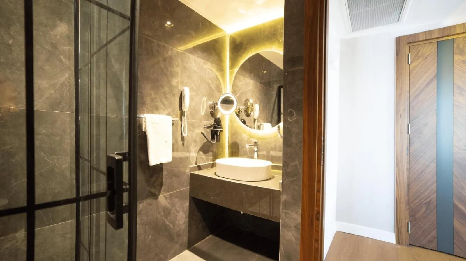 Lara Vista Hotel Suits & Spa Antalya